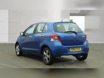 Used Toyota Yaris 2010 for sale - 78922599: Photo