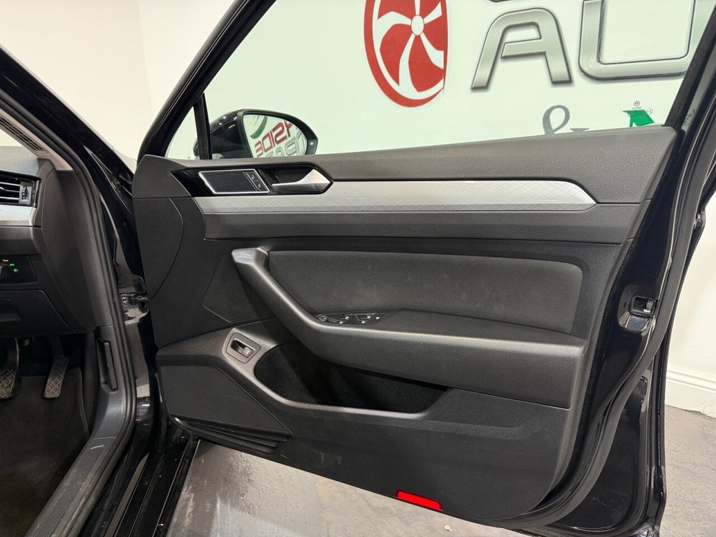 Used Volkswagen Passat 2020 for sale - 76395973: Photo 4