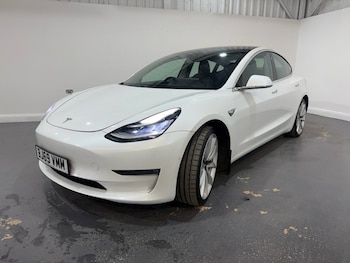 Used Tesla Model 3 2019 for sale - 79072724: Photo