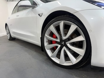 Used Tesla Model 3 2019 for sale - 79072724: Photo