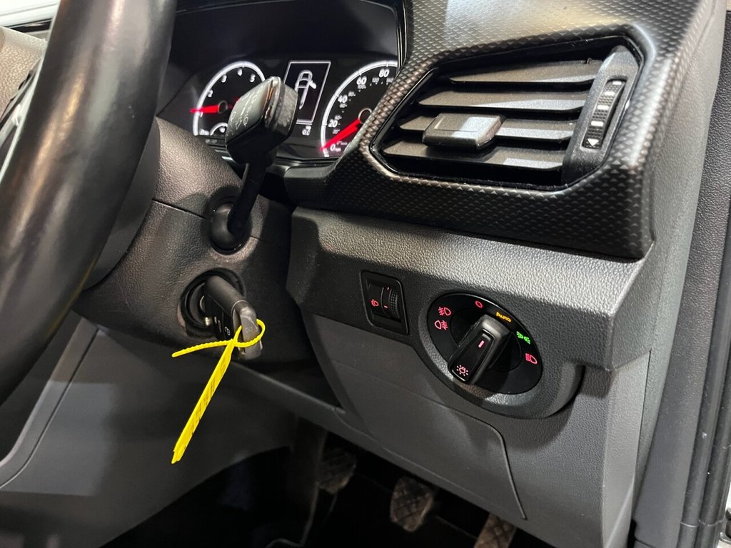 Used Volkswagen T-Cross 2019 for sale - 77328146: Photo 24