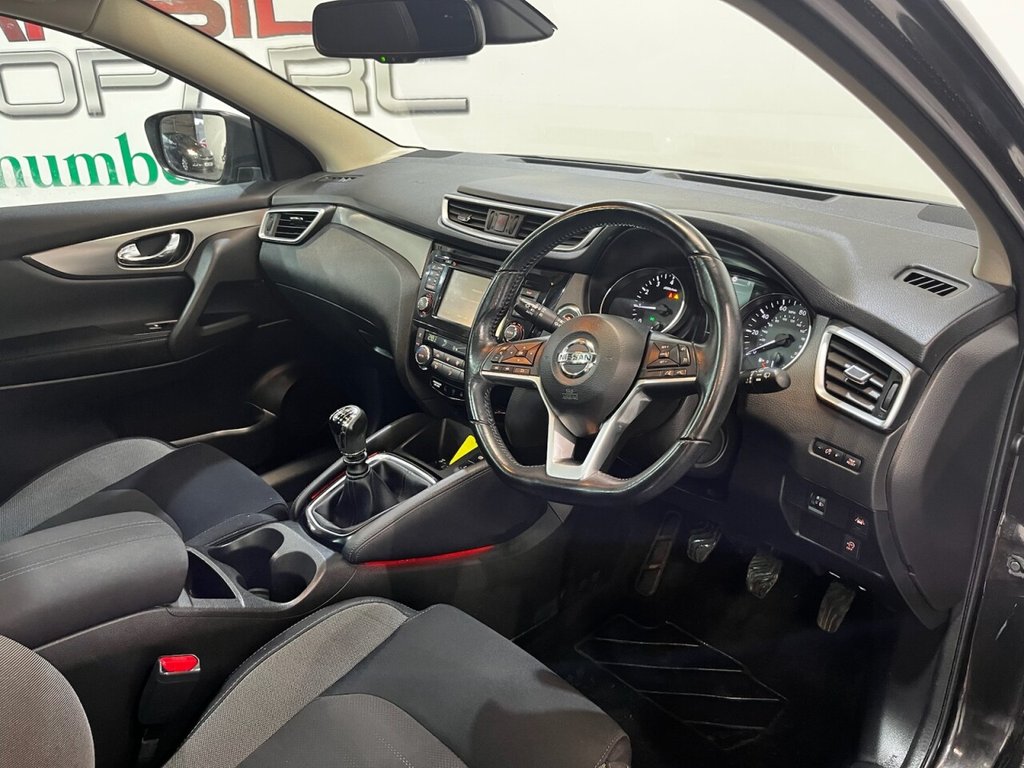 Used Nissan Qashqai 2017 for sale - 76740515: Photo 15