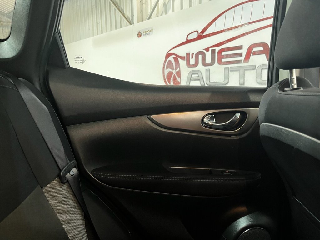 Used Nissan Qashqai 2017 for sale - 76740515: Photo 17