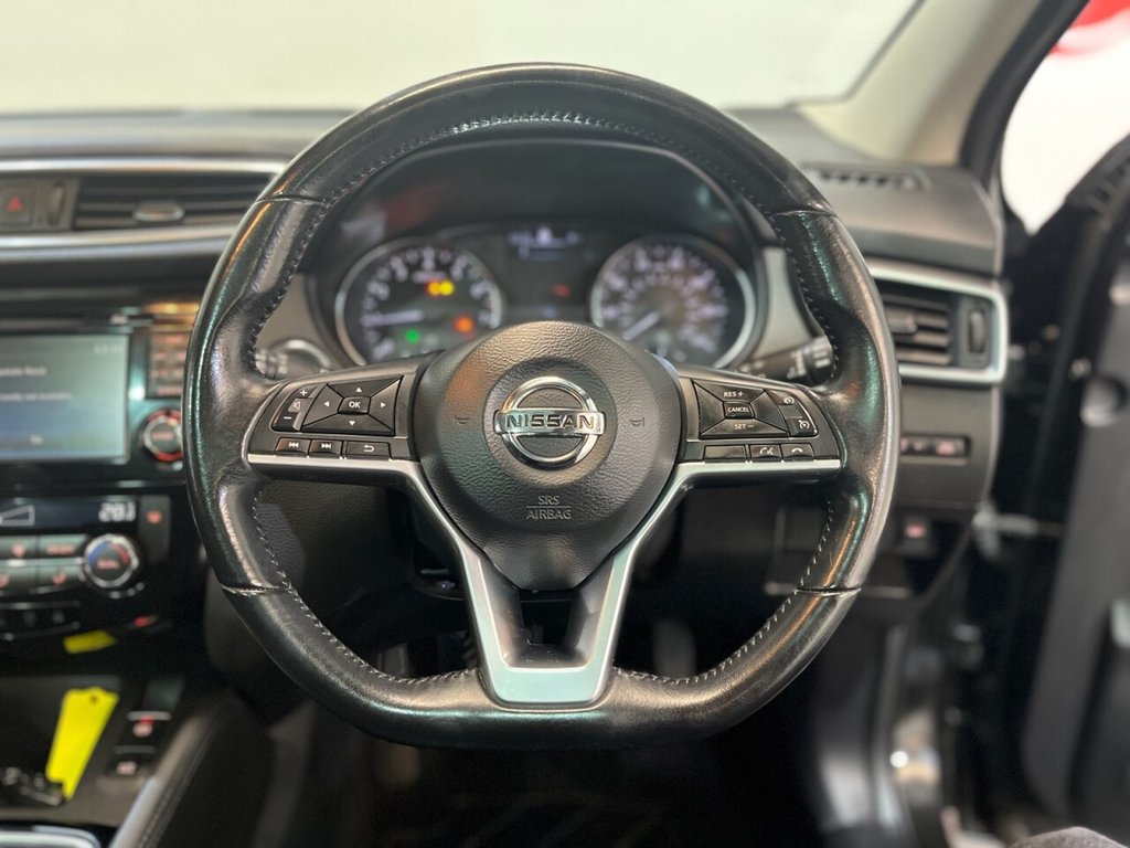 Used Nissan Qashqai 2017 for sale - 76740515: Photo 24