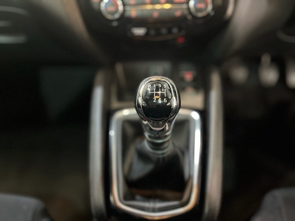 Used Nissan Qashqai 2017 for sale - 76740515: Photo 26