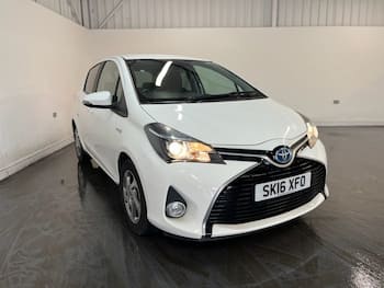 Used Toyota Yaris 2016 for sale - 79804699: Photo