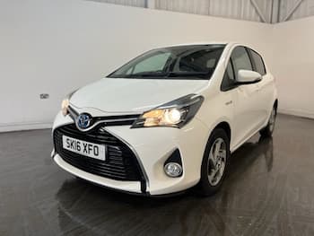 Used Toyota Yaris 2016 for sale - 79804699: Photo