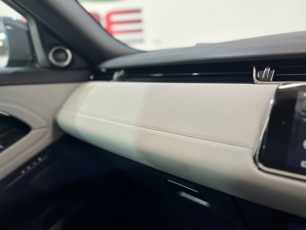 Used Land Rover Range Rover Evoque 2019 for sale - 76386139: Photo 37