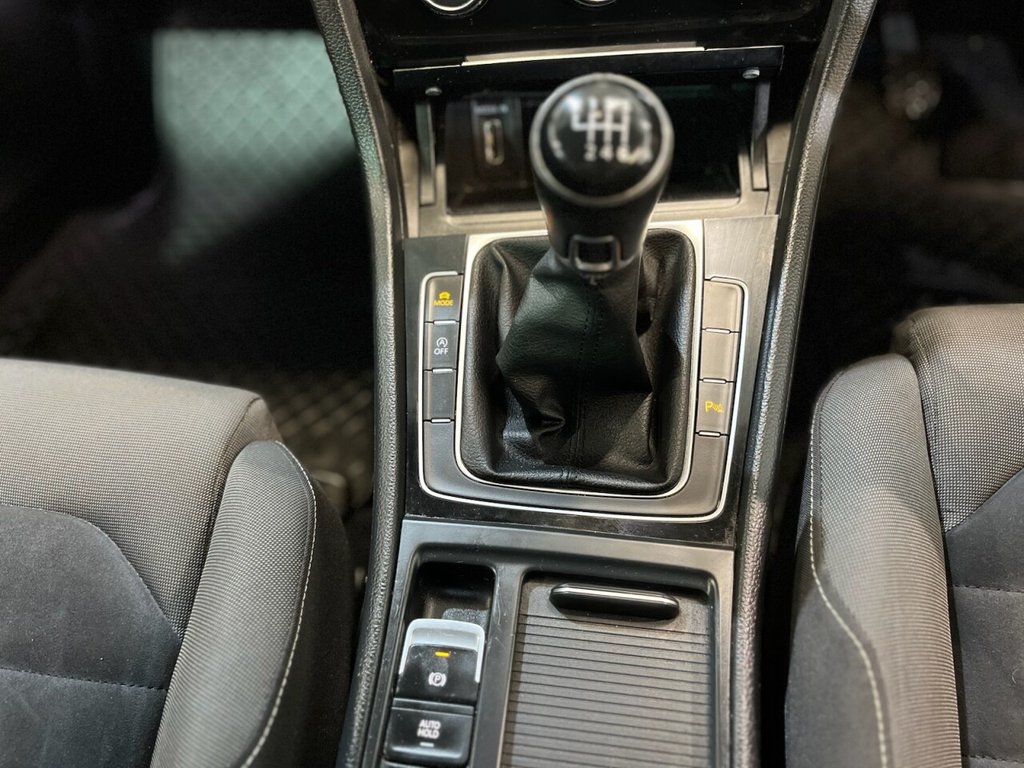 Used Volkswagen Golf 2016 for sale - 76841119: Photo 26