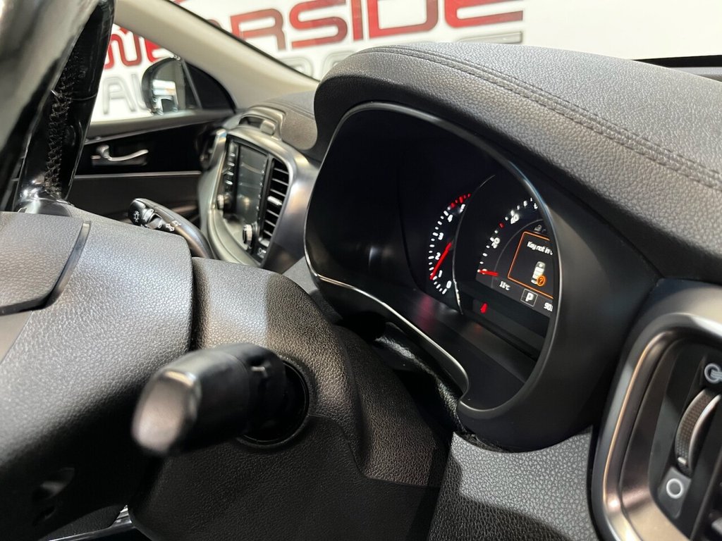 Used Kia Sorento 2017 for sale - 76256613: Photo 25