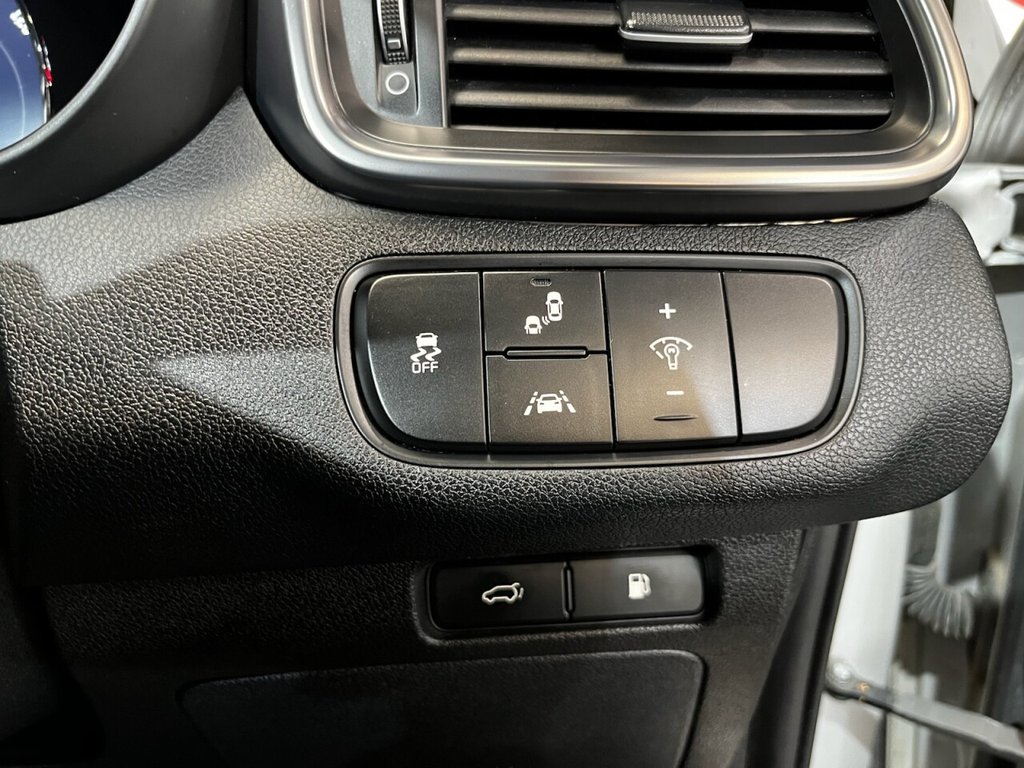 Used Kia Sorento 2017 for sale - 76256613: Photo 26