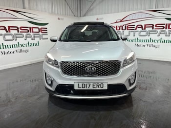 Used Kia Sorento 2017 for sale - 76256613: Photo 2