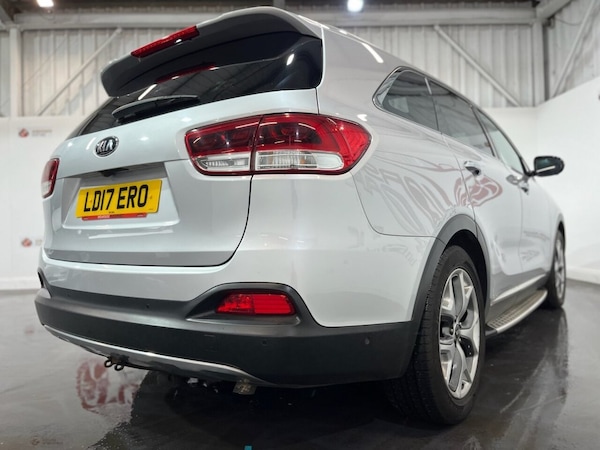 Used Kia Sorento 2017 for sale - 76256613: Photo 46