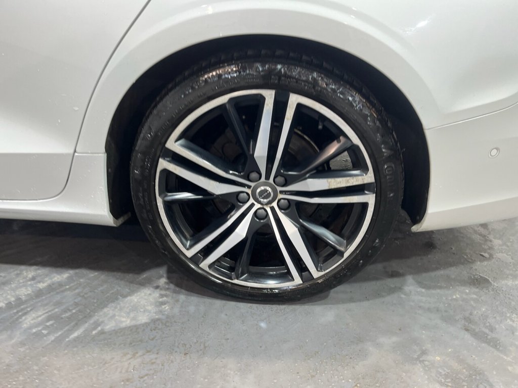 Used Volvo V60 2019 for sale - 77301949: Photo 12