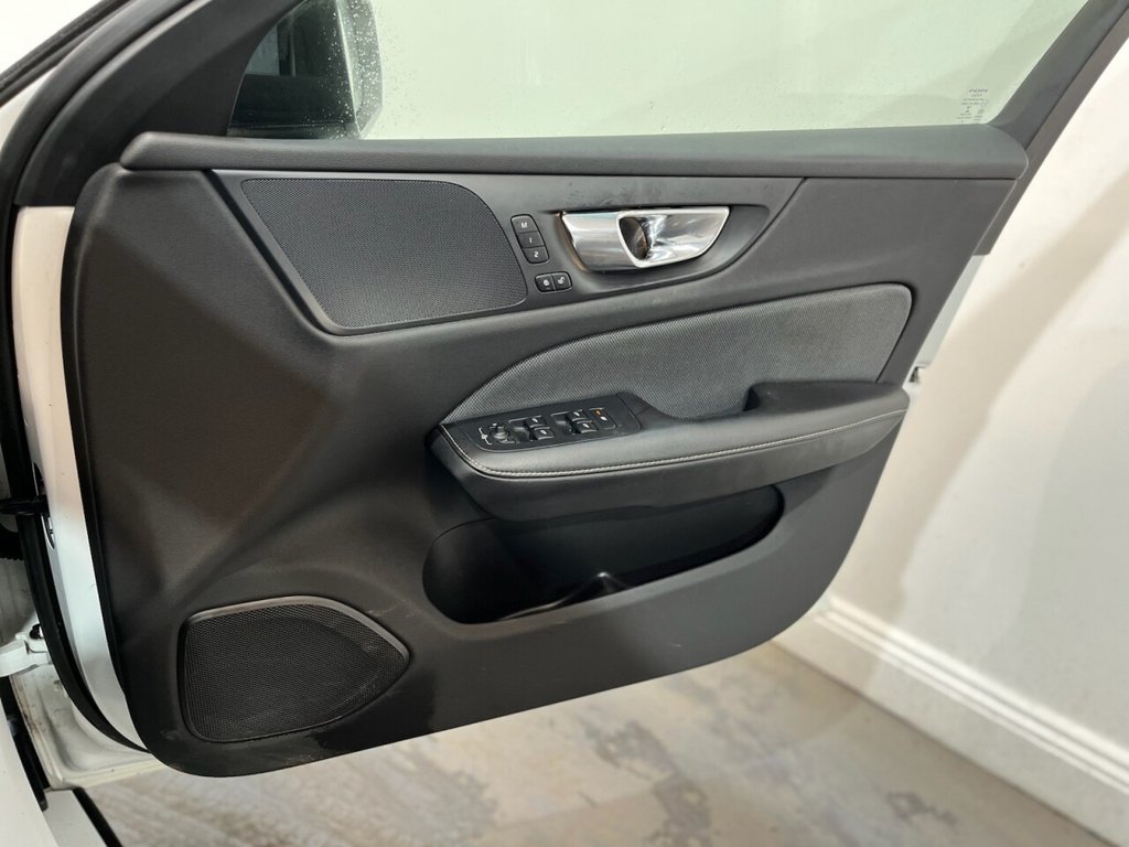 Used Volvo V60 2019 for sale - 77301949: Photo 13