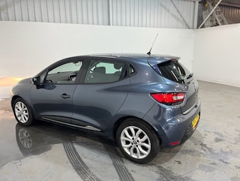 Used Renault Clio 2017 for sale - 78110830: Photo
