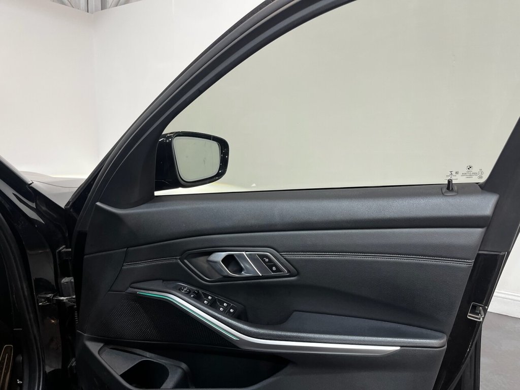 Used BMW 3 Series 2021 for sale - 77765210: Photo 16