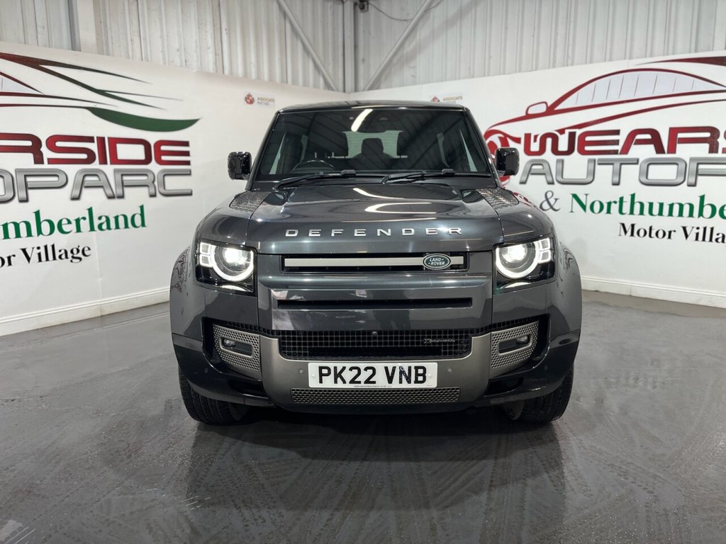Used Land Rover Defender 2022 for sale - 76256642: Photo 2