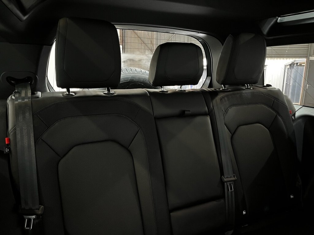 Used Land Rover Defender 2022 for sale - 76256642: Photo 21