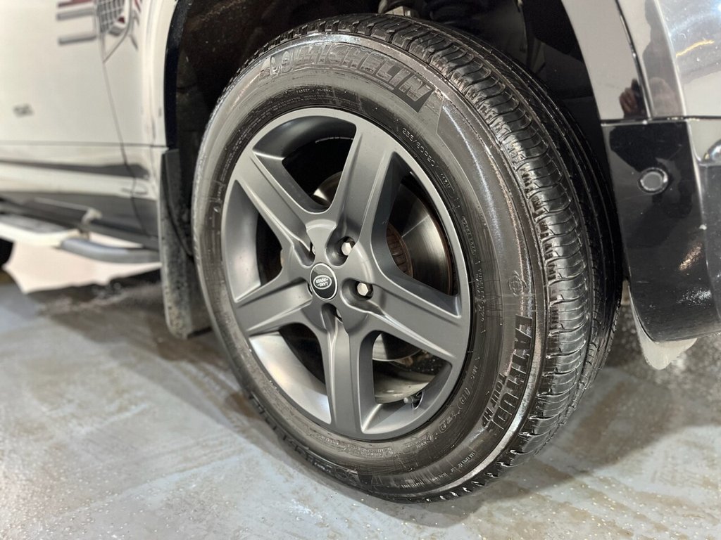 Used Land Rover Defender 2022 for sale - 76256642: Photo 38