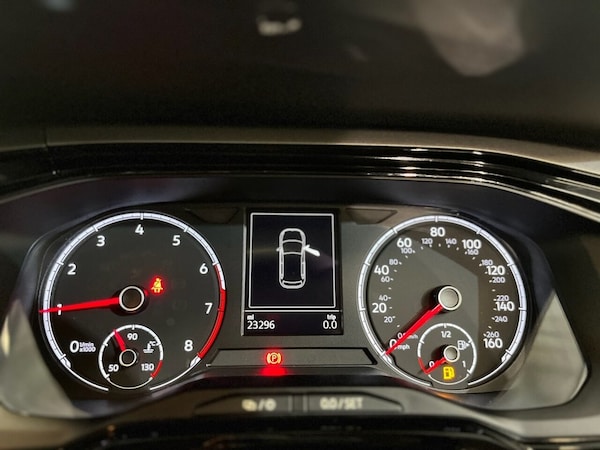 Used Volkswagen Polo 2018 for sale - 75585576: Photo 12