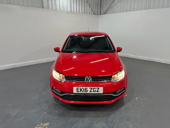 Used Volkswagen Polo 2016 for sale - 79599017: Photo