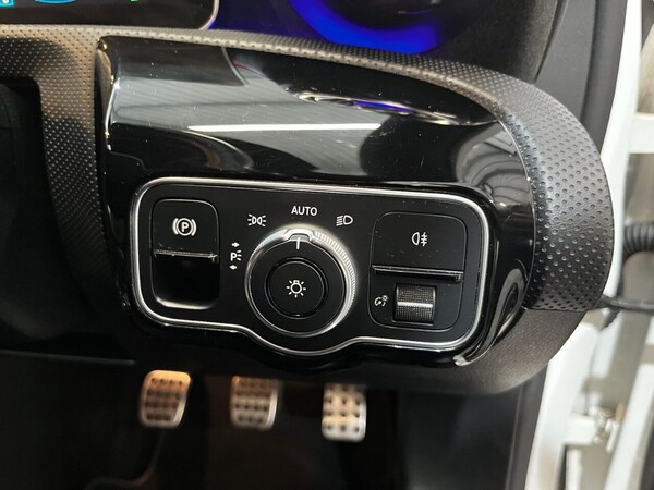 Used Mercedes-Benz A-Class 2019 for sale - 76203028: Photo 26
