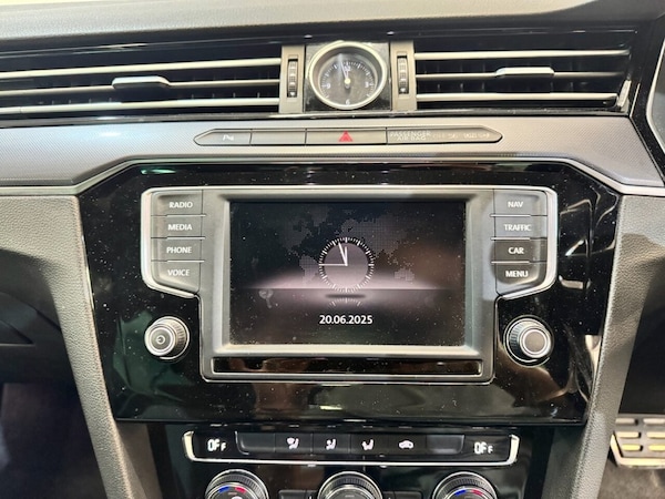 Used Volkswagen Passat 2016 for sale - 74968699: Photo 16