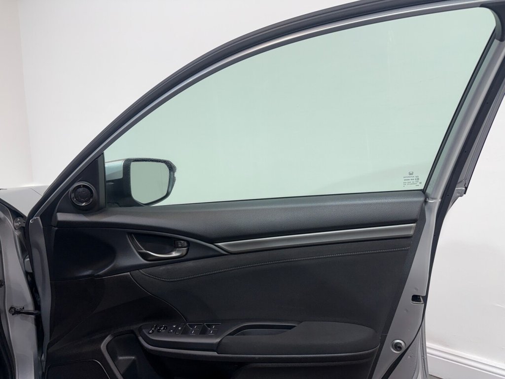 Used Honda Civic 2019 for sale - 77668973: Photo 19