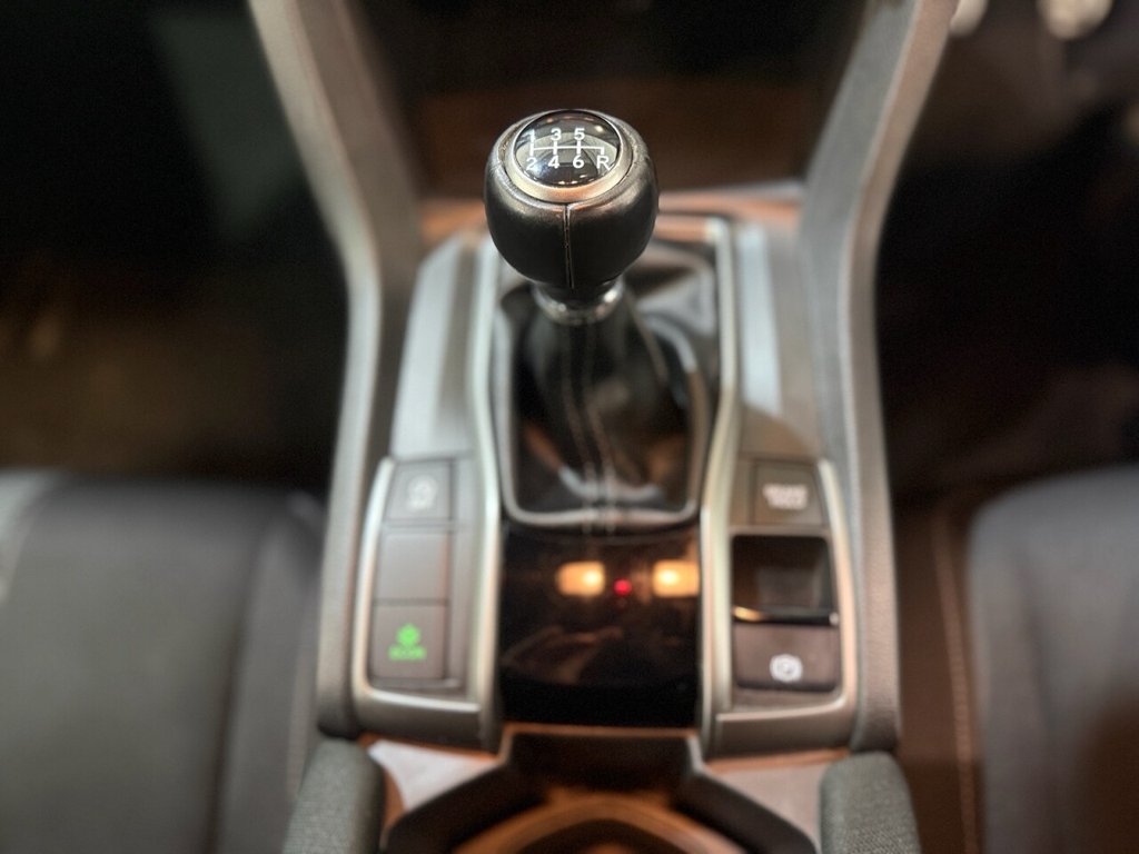 Used Honda Civic 2019 for sale - 77668973: Photo 25