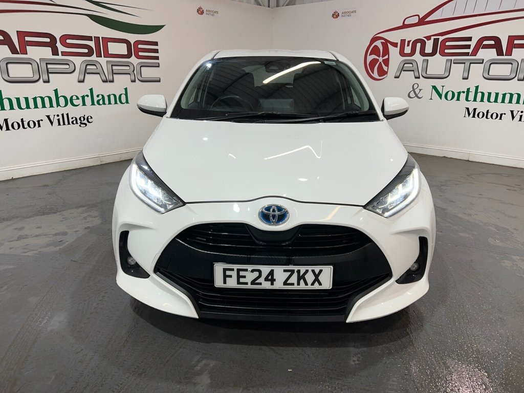 Used Toyota Yaris 2024 for sale - 76986388: Photo 2