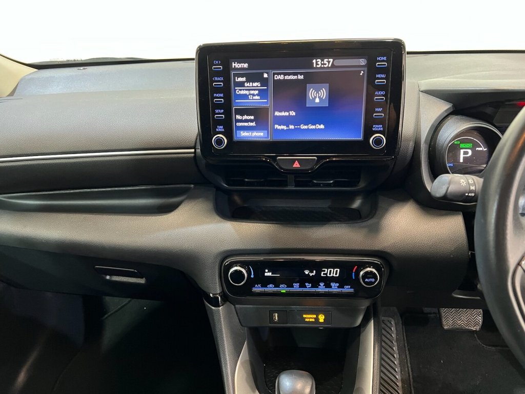 Used Toyota Yaris 2024 for sale - 76986388: Photo 20