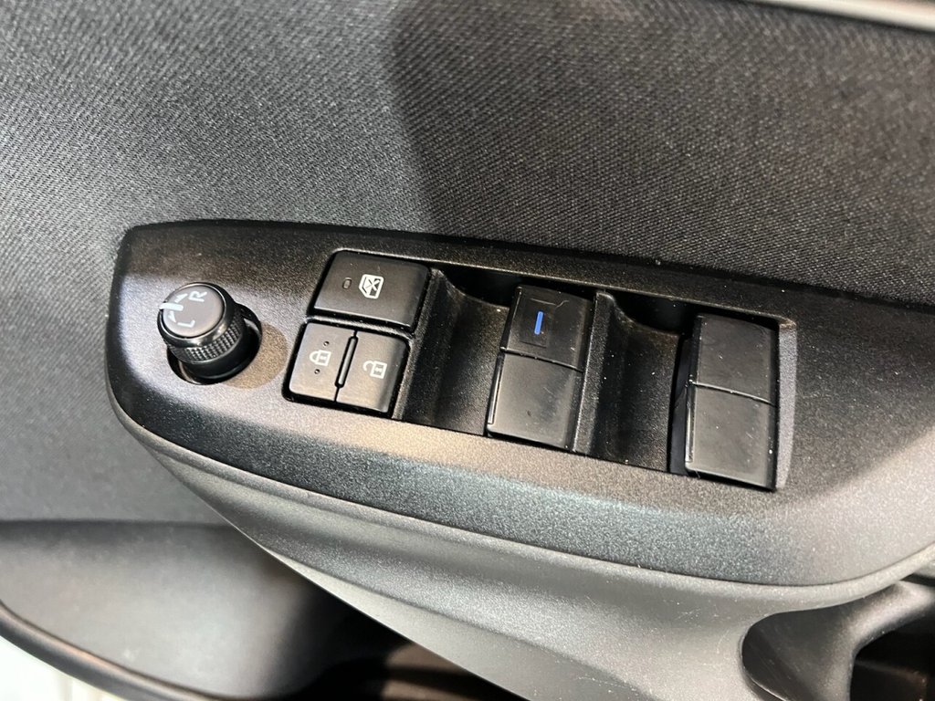 Used Toyota Yaris 2024 for sale - 76986388: Photo 8