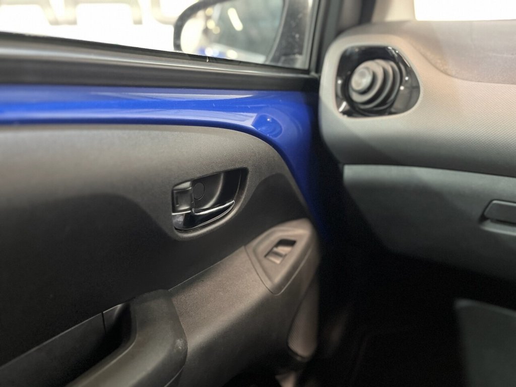 Used Peugeot 108 2018 for sale - 76368188: Photo 31