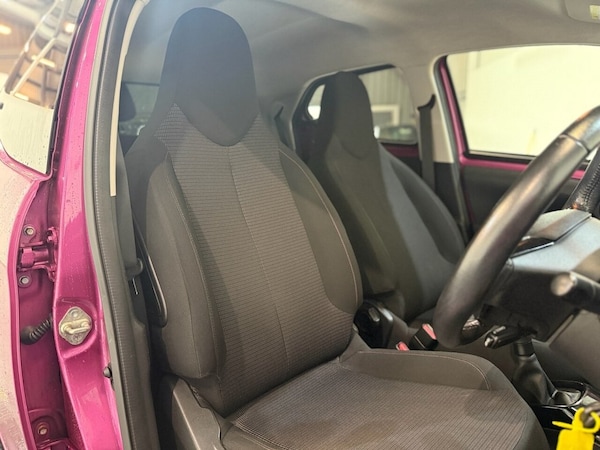 Used Toyota AYGO 2019 for sale - 76118745: Photo 24