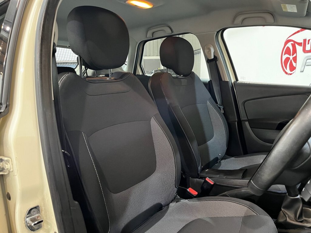 Used Renault Captur 2015 for sale - 77132992: Photo 11