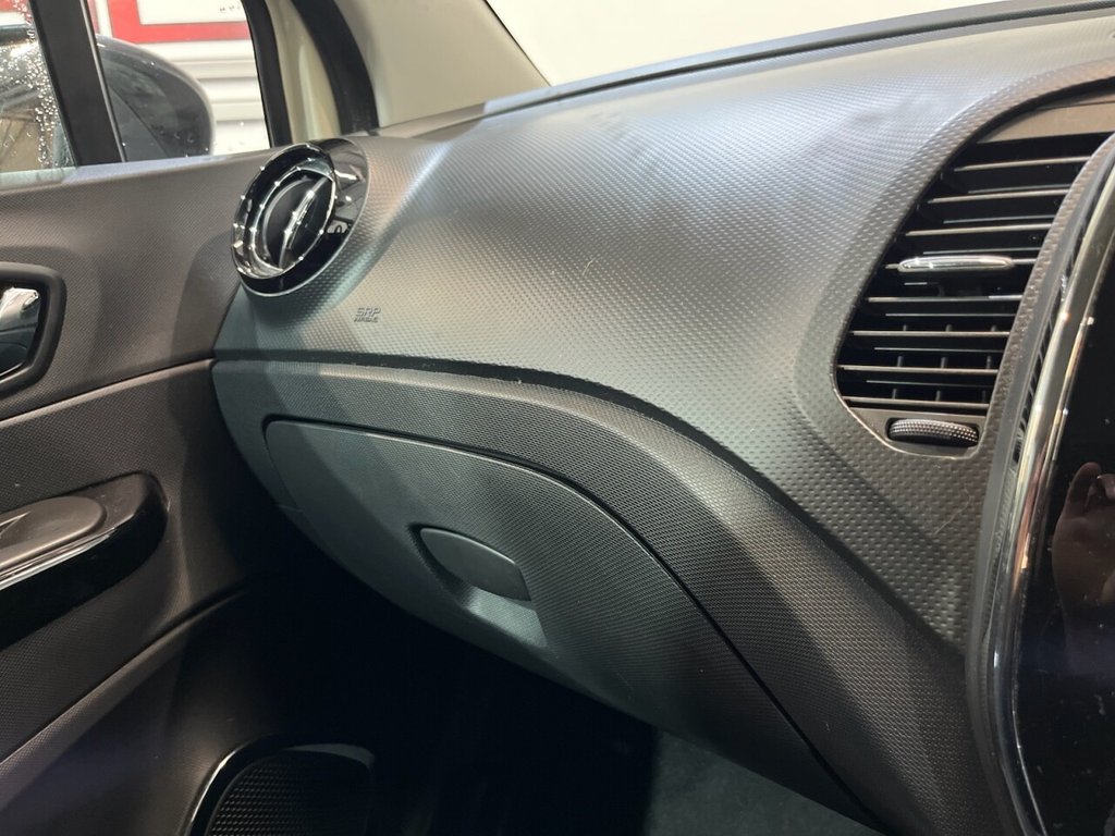 Used Renault Captur 2015 for sale - 77132992: Photo 27