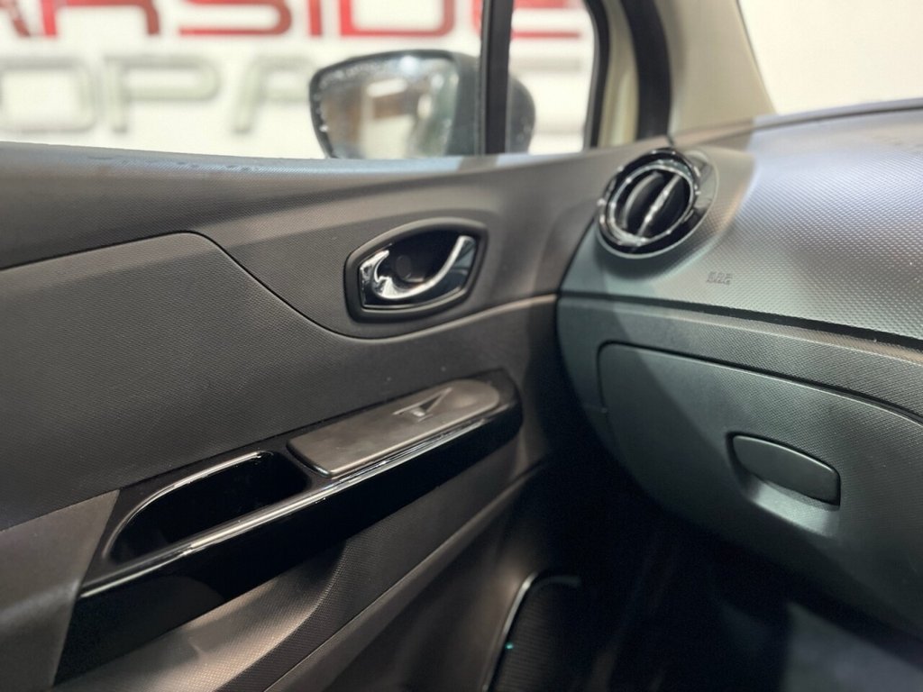Used Renault Captur 2015 for sale - 77132992: Photo 28