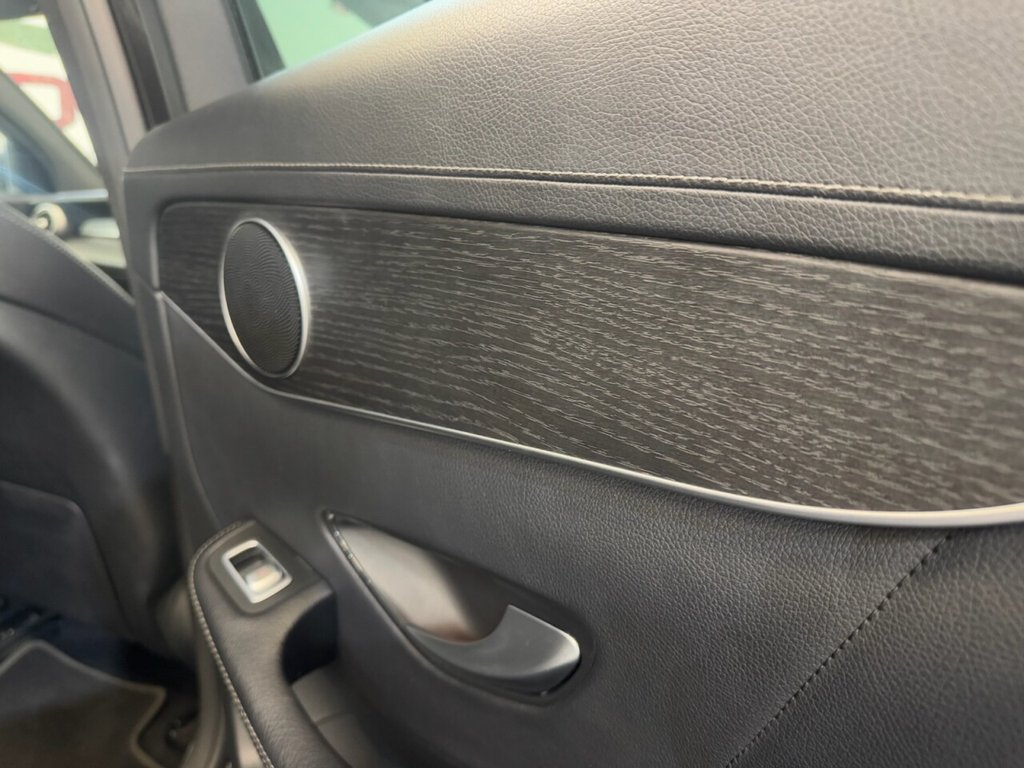 Used Mercedes-Benz GLC 2020 for sale - 76429750: Photo 22