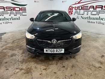 Used Vauxhall Insignia 2018 for sale - 76266537: Photo 2