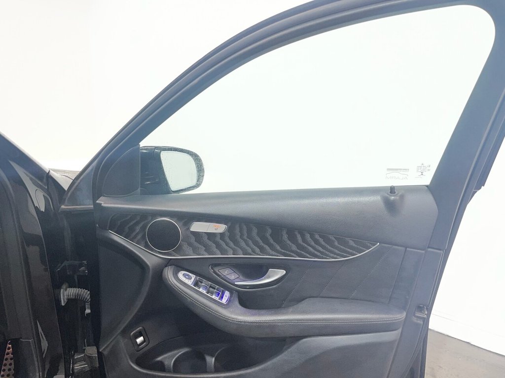 Used Mercedes-Benz GLC 2019 for sale - 77904973: Photo 21