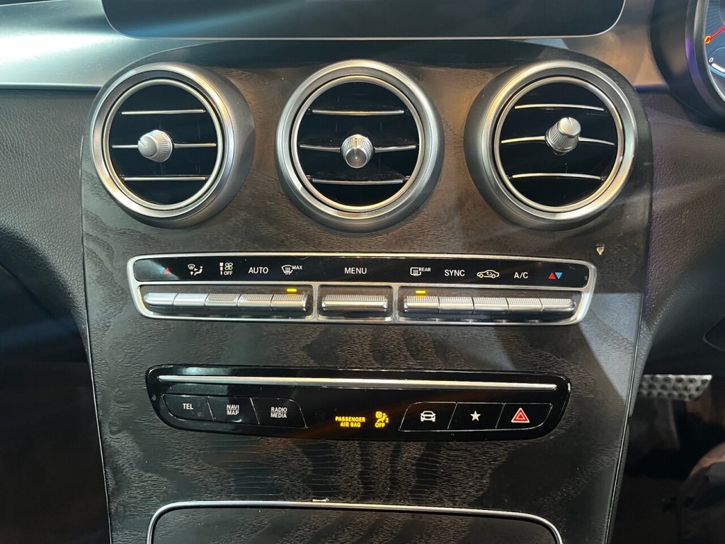 Used Mercedes-Benz GLC 2019 for sale - 77904973: Photo 30