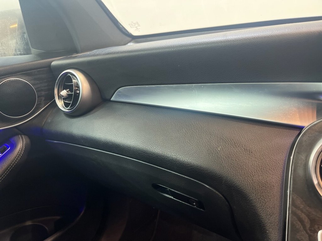 Used Mercedes-Benz GLC 2019 for sale - 77904973: Photo 31