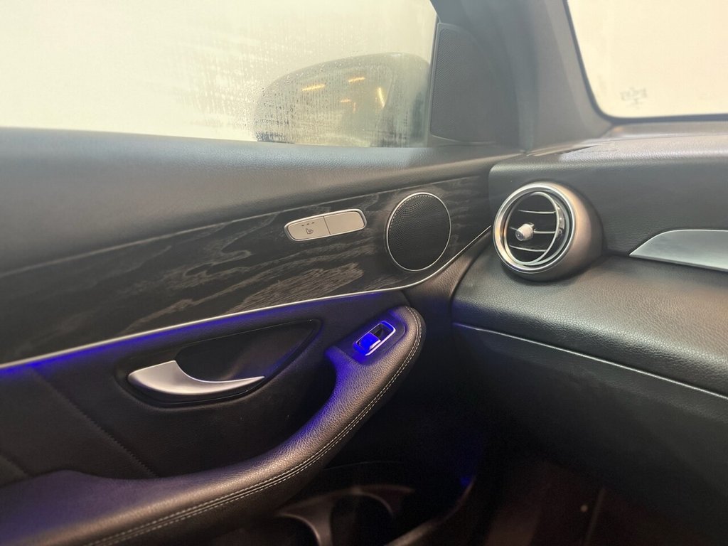 Used Mercedes-Benz GLC 2019 for sale - 77904973: Photo 32