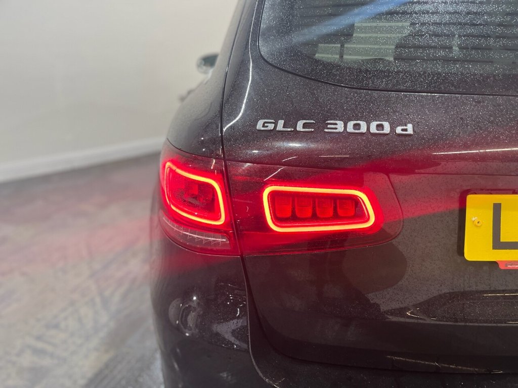 Used Mercedes-Benz GLC 2019 for sale - 77904973: Photo 36