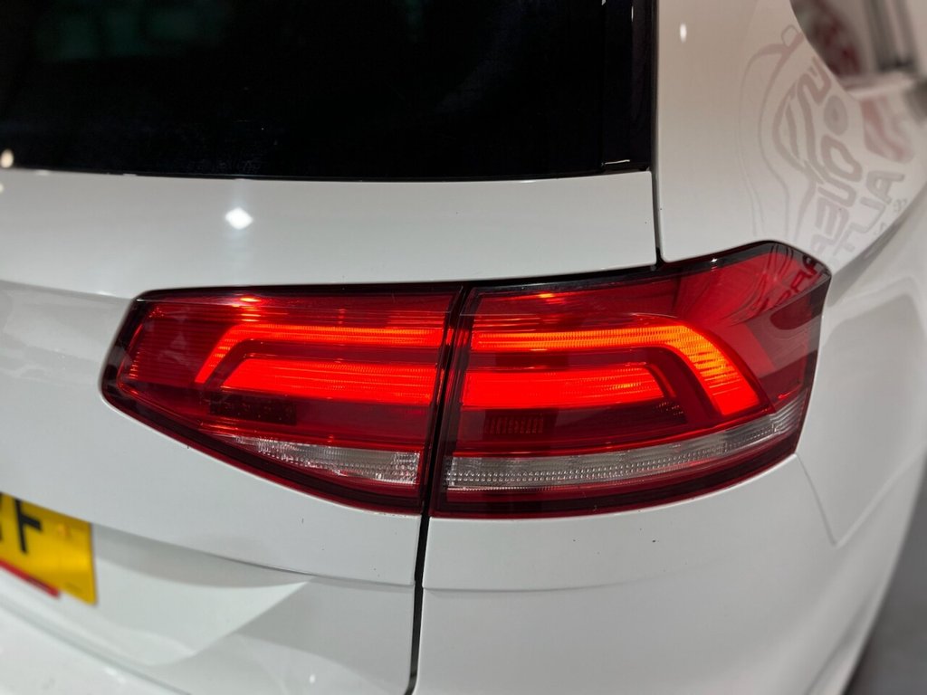 Used Volkswagen Passat 2018 for sale - 77133191: Photo 37