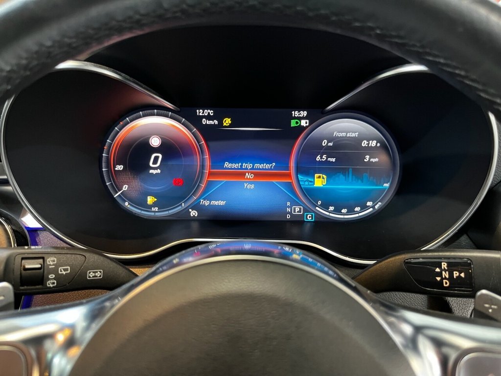 Used Mercedes-Benz GLC 2019 for sale - 76509870: Photo 32