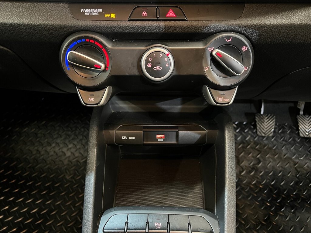 Used Kia Stonic 2022 for sale - 76481478: Photo 11