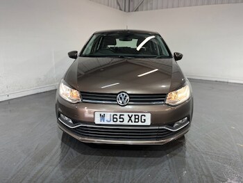 Used Volkswagen Polo 2015 for sale - 77953036: Photo