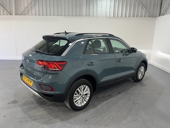Used Volkswagen T-Roc 2022 for sale - 78839369: Photo